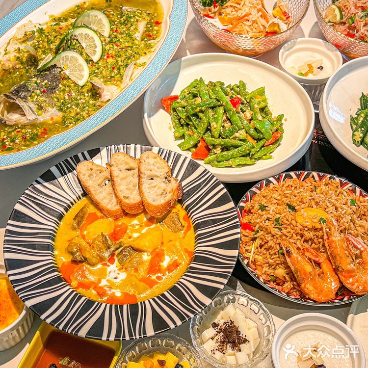 今天就解锁一家隐藏在东门的宝藏泰式料理专门店