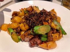 杏鲍菇炒牛柳粒-港丽餐厅(高德置地店)