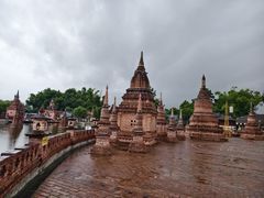 -一寨两国风景区