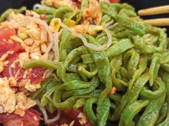 西红柿鸡蛋面-手擀菠菜面(西康路店)