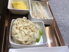 -七欣天香辣蟹火锅(闵行浦江欢乐颂店)