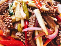 肝腰合炒-黄桷树曹家私房菜(江与城店)