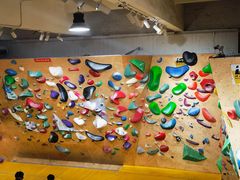 -问山MountQuest攀岩馆