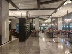 -上海虹桥西郊假日酒店