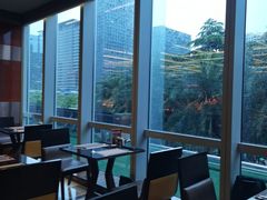 -大中华希尔顿酒店-念自助餐·嗨啤·小龙虾