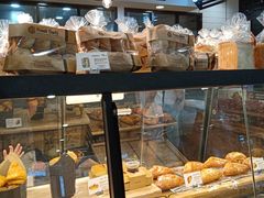 面包甜点陈列柜-津乐园(宜白路店)