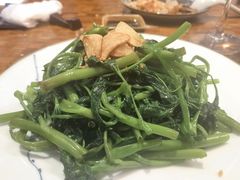 -Hoang Yen Vietnamese Cuisine