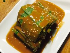 -徽湘园和马路串串火锅