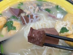 -龙咆汤包·手工现包小笼(拱北口岸店)