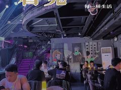 -vimi便利店酒吧