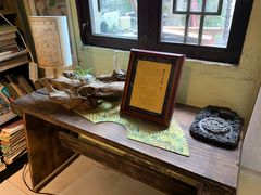 -邊城書店
