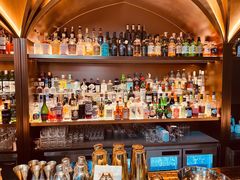 -Mogul Eatery·大亨餐酒馆