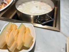 -尚尚仙·酸汤猪手·猪肚鸡火锅(华联万柳购物中心店)