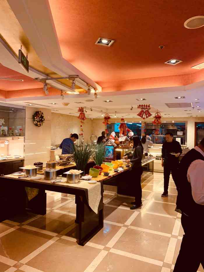 天伦松鹤大饭店·欣妮咖啡-"打卡天伦松鹤酒店自助餐|学生时代的向往