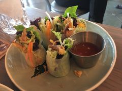 牛油果软壳蟹米纸卷-CHINCHIN 青青·泰国料理(万象食家店)