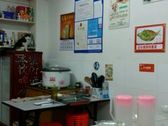 -月落乌啼餐馆