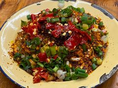 -拈签一笑黄牛肉辣卤串串