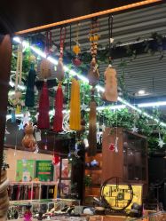 -灵彩珠宝(朗香街店)