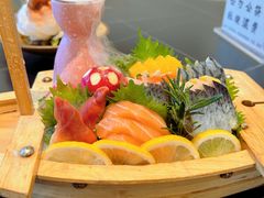 -鼎泰亨·海鲜牛肉餐厅(滨江店)