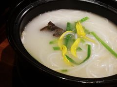 -云海肴·汽锅鸡·云南菜(天津国金汇店)