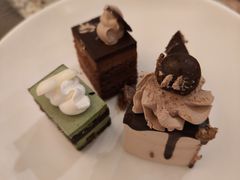 -皇朝万鑫自助餐厅