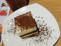 -必胜客餐厅(昆百大泰业城店)