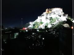 -平措康桑·和牛自助观景餐厅(布达拉宫店)