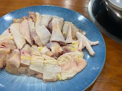 -老何家后安粉·糟粕醋海鲜火锅(三亚湾椰梦长廊店)
