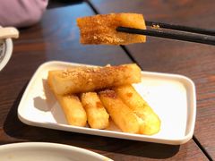 -爆炸头阿姨小四川正宗川味小吃(无任何分店)