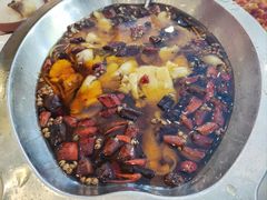 -鑫巴蜀小镇 · 水煮鱼专研店(玉桥店)