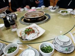 -东巴谷野生菌火锅餐厅
