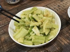 蒜泥黄瓜-毛胡子牛羊餐馆(武宁路店)