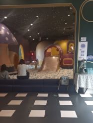 -MELAND CLUB亲子乐园·派对·餐厅(北京芳圆里ID MALL店)