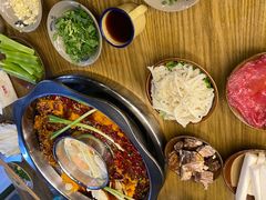 -周幺妹重庆老火锅(银泰城总店)