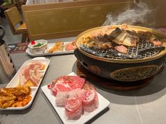 -山焱·炭火自助烤肉(周浦万达店)