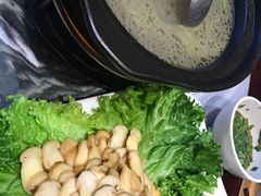-蔼若春.传承三十年云南菜(金碧公园店)