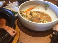 -云海肴·汽锅鸡·云南菜(天山百盛优客店)