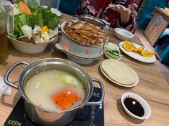 -龙聚德北京烤鸭(沙坪坝华宇A馆店)