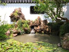 -汇龙潭
