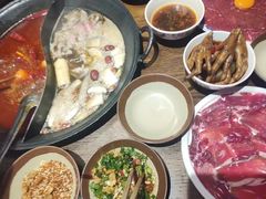 -萍姐火锅·公路夜市(武汉首店)