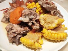 番茄玉米煲龙骨-汤城小厨•粤菜•靓汤(西直门凯德MALL店)