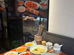 -裕兴记•蟹黄面馆(人民广场店)