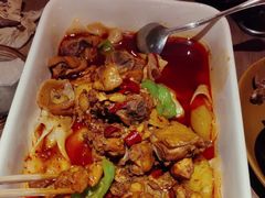 沙湾大盘鸡-耶里夏丽·新疆菜·28年喀什老馆(田林东路店)