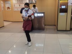 -海底捞火锅(上地华联店)