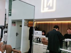 -I+造型烫发染发