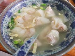 鲜肉小馄饨-金春锅贴(北京西路店)