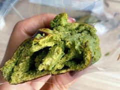 -天井·丑面包搭咖啡