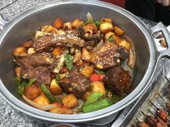 -马克力木手抓炕锅烤羊肉(盐湖一小区店)