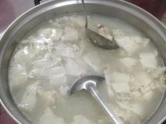 -香猪美食(中心店)