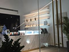 -UNI UNI(环亚凯瑟琳店)